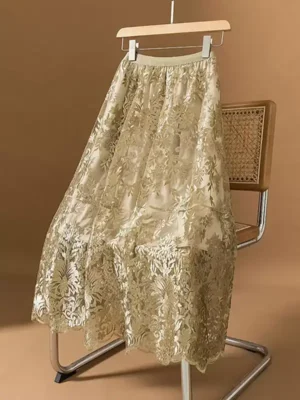 蕾絲刺繡半身裙